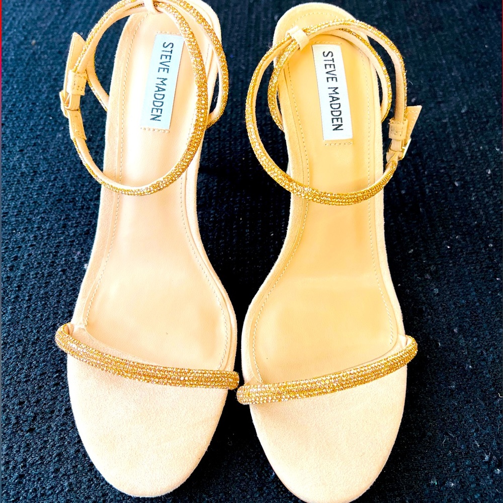 Steve Madden Heels NWOT